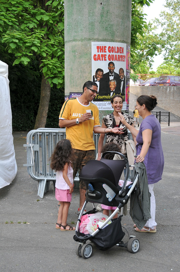 Maison de Quartier Champs Elysees Evry - Repas de Quartier en Musique 080.jpg